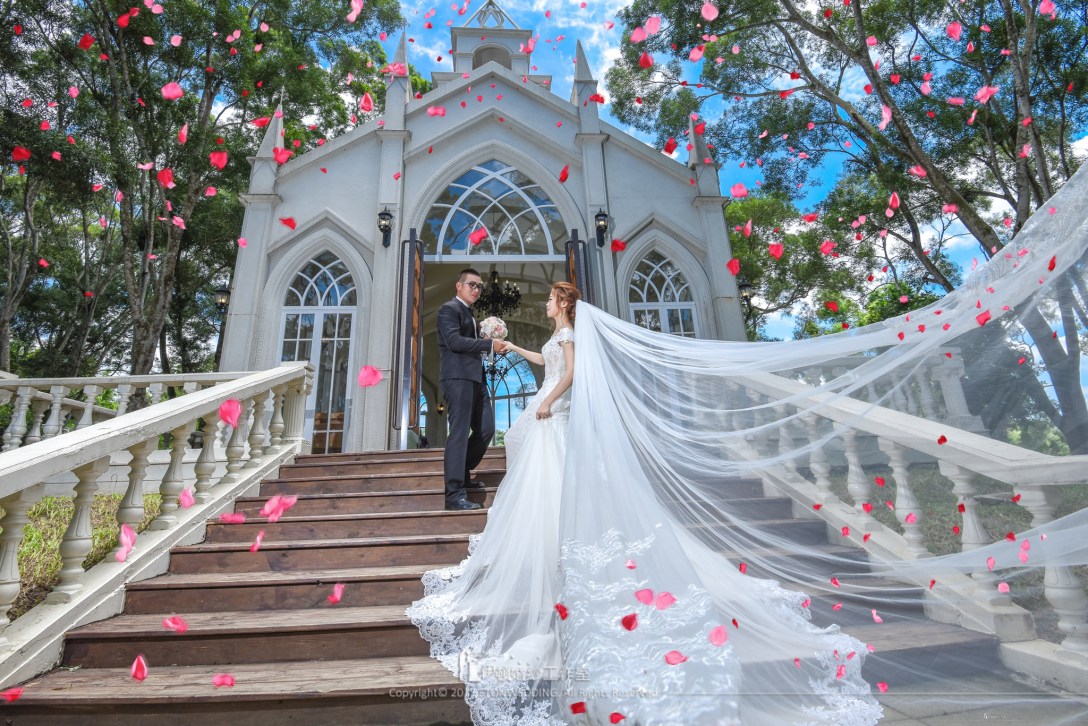 婚紗照風格,婚紗照推薦,唯美 婚紗照,自助婚紗,自助婚紗推薦,自助婚紗攝影,婚紗照姿勢,拍婚紗姿勢,婚紗照道具,婚紗照 特效