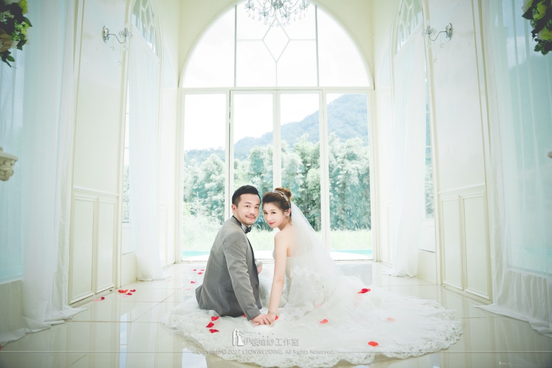 婚紗照風格,婚紗照推薦,唯美 婚紗照,自助婚紗,自助婚紗推薦,自助婚紗攝影,婚紗照姿勢,拍婚紗姿勢,婚紗照道具,婚紗照 特效