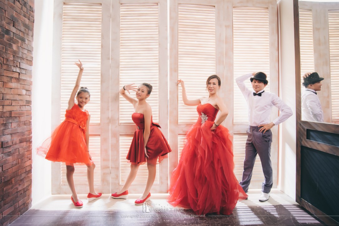 全家福照,台北全家福照,ptt全家福照,台北 全家福照,全家福照 推薦,全家福照價錢,全家福照攝影,全家福照 推薦,全家福拍照姿勢,全家福照板橋 