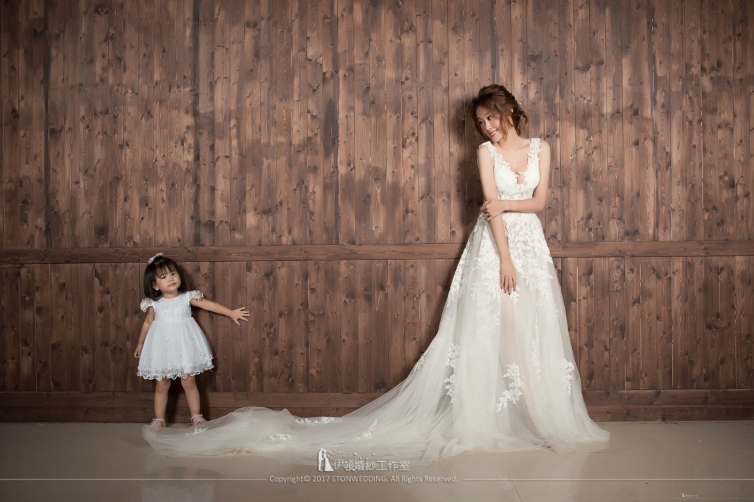 親子寫真,母女寫真,親子照,全家福,全家福攝影,全家福寫真,親子攝影,母女攝影 推薦,全家福攝影 推薦,全家福 推薦,親子寫真 姿勢,親子寫真 推薦