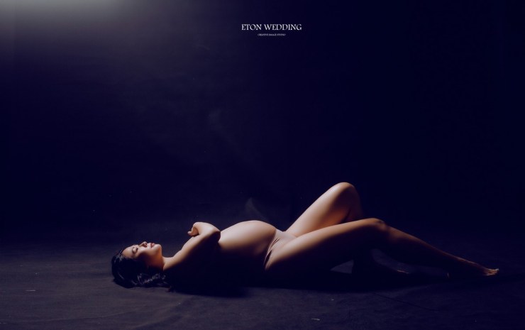 【孕婦寫真】明星最愛的孕婦寫真風格-火辣半裸孕婦照記錄自然的美